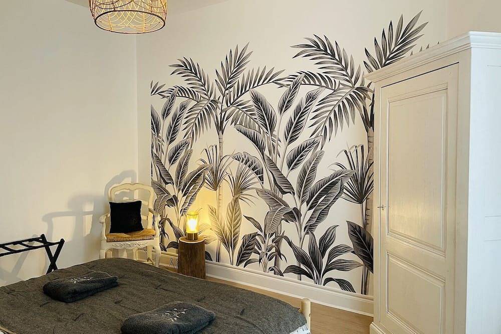 Entire apartment, Apartment-Comfort-Private Bathroom-Terrace in Vichy, Vichy region