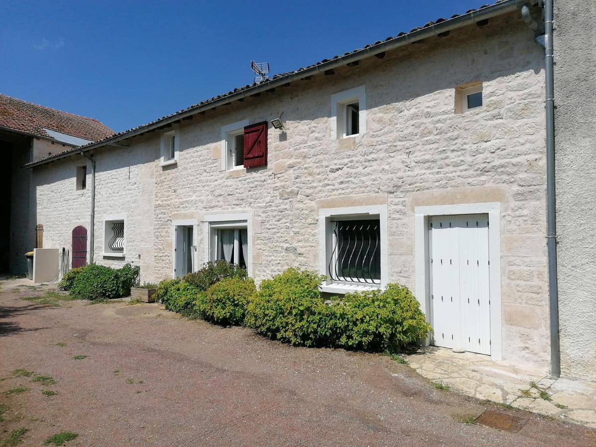 Holiday Home in La Crèche, Région de Niort
