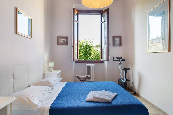 Ganze Wohnung, Apartment „Firenze Famiglie Amici“ mit Balkon, Wlan und Klimaanlage in Gavinana Galluzzo, Florenz