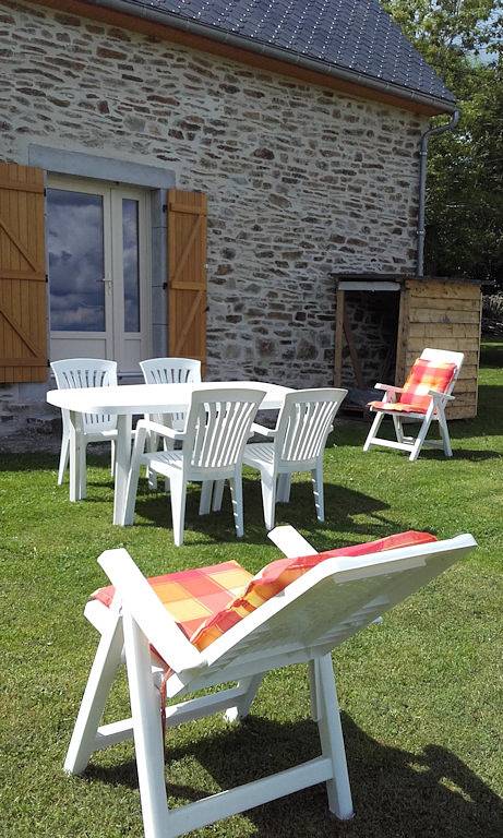 Gîte au cœur de la campagne in Avèze, Parc naturel régional des Volcans d'Auvergne