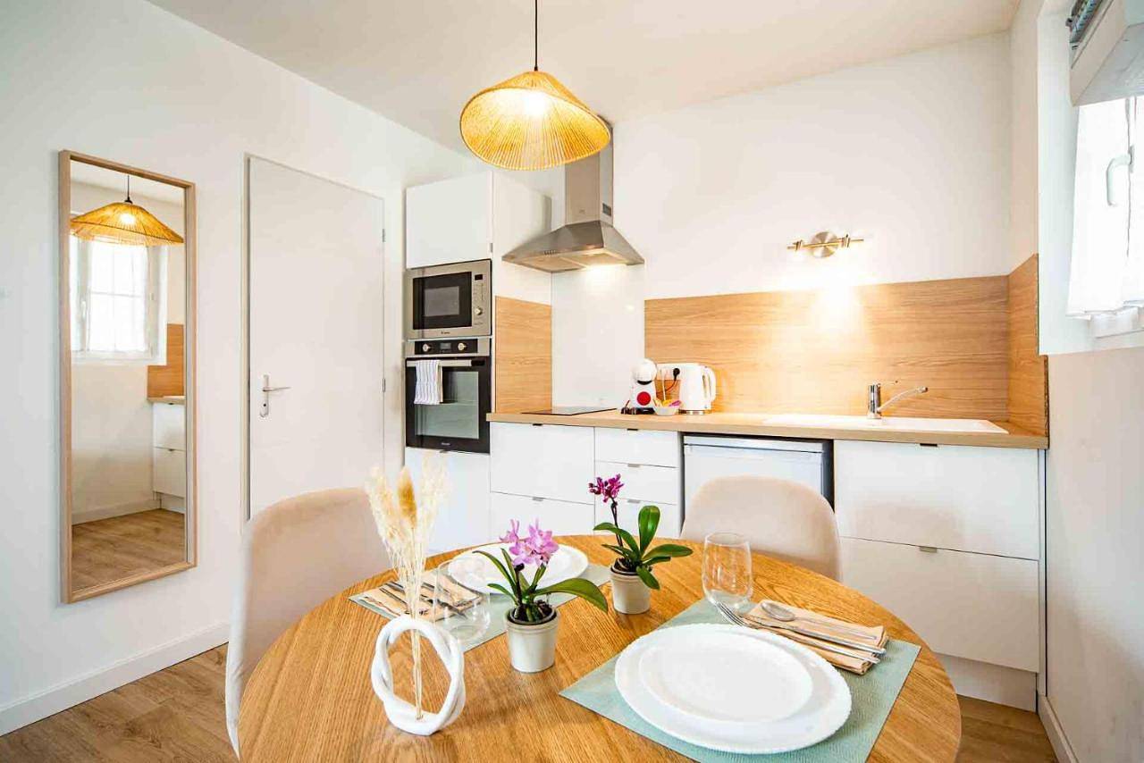 Appartement entier, Le Nid Tourangeau - Calme - Wifi - Parking in Monnaie, Région de Tours