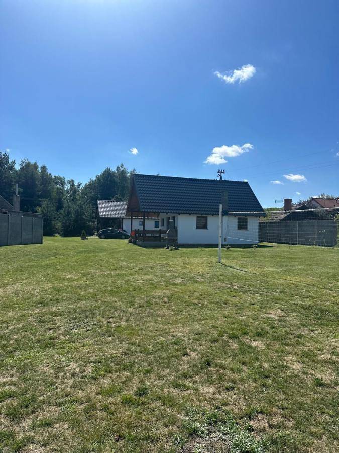 Domek letniskowy 6-osobowy całoroczny nad jeziorem Wilczyńskim, basen, jaccuzi, kajaki rowerki wodne bezpłatnie, duży plac zabaw i wiele udogodnień in Wielkopolska