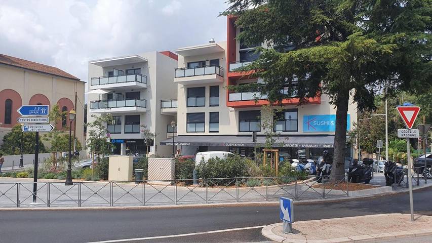 Gîte pour 2 personnes, avec Terrasse et Vue dans Allianz Riviera