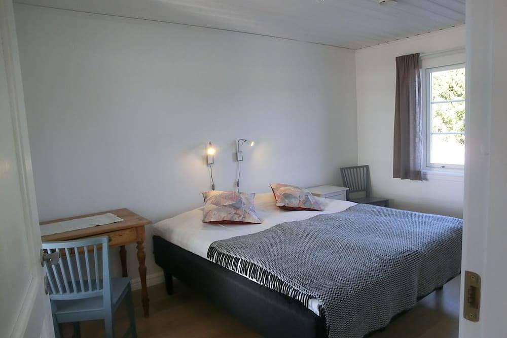 Block-Ferienhaus mit am See mit hohem Standard in Lindesberg, Örebro und Umgebung