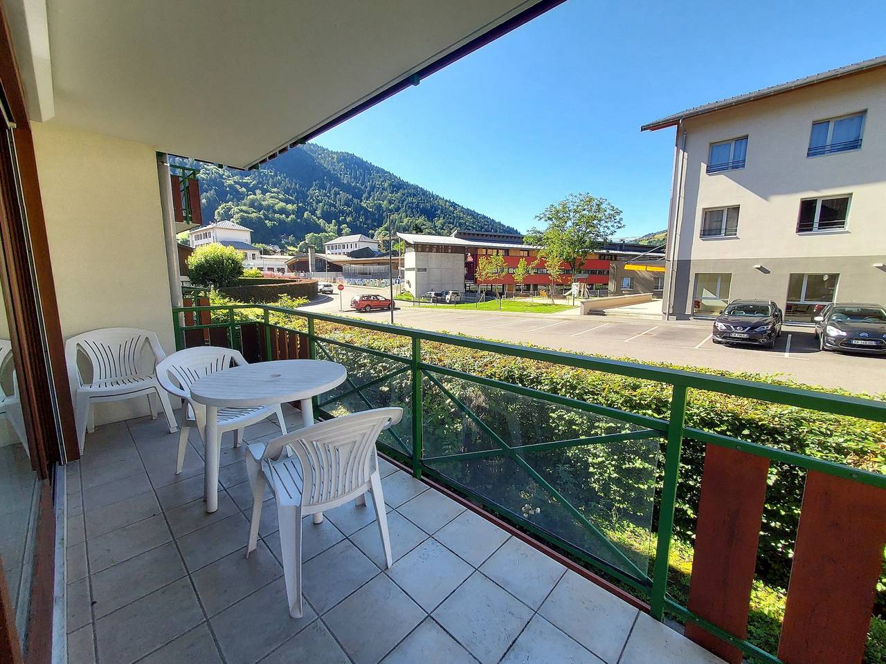 Ganze Wohnung, Geräumige Ferienwohnung für 6 Pers. – Am See, Ski-in/Ski-out, Balkon & Wlan in Thônes, Annecy und Umgebung