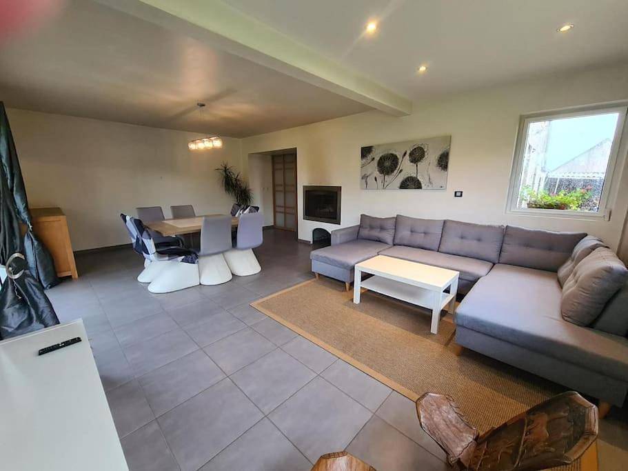 Grande maison champêtre à 2 min de la voie express in Landivisiau, Région de Morlaix
