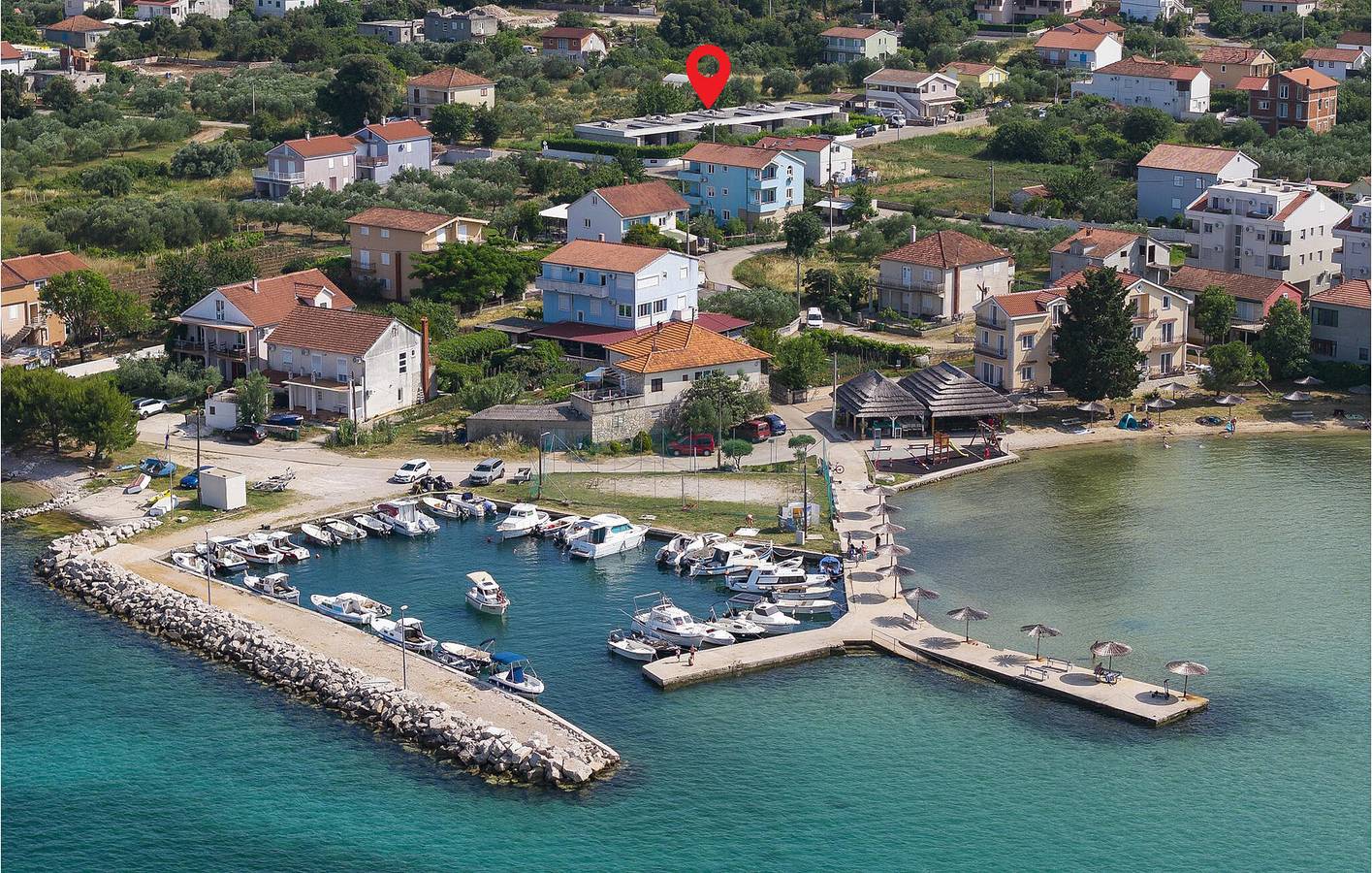 Gemütliche 2-Zimmer-Wohnung mit Pool, in Küstennähe und mit vielen Restaurants in Ugrinici, Kraj