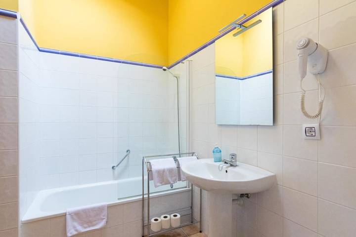 Gîte pour 4 personnes, avec vue à Àger - 3