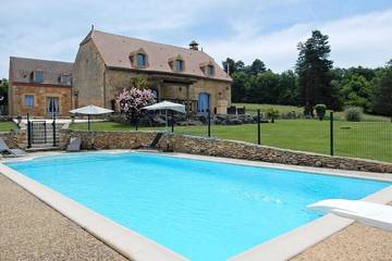 Gîte pour 6 personnes, avec terrasse et jardin à Meyrals