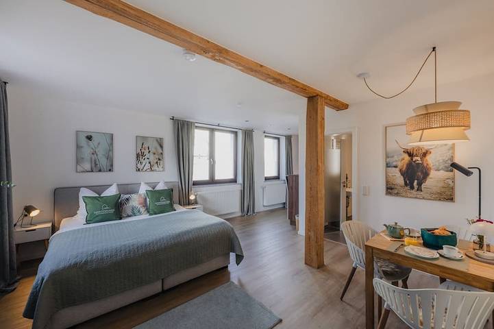 Ferienwohnung für 2 Personen, mit Balkon in Miltenberg