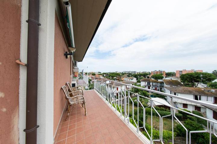 Gîte pour 4 personnes, avec vue et balcon à Lido Adriano - 3