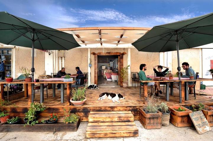 Auberge pour 5 personnes, avec terrasse, animaux acceptés
