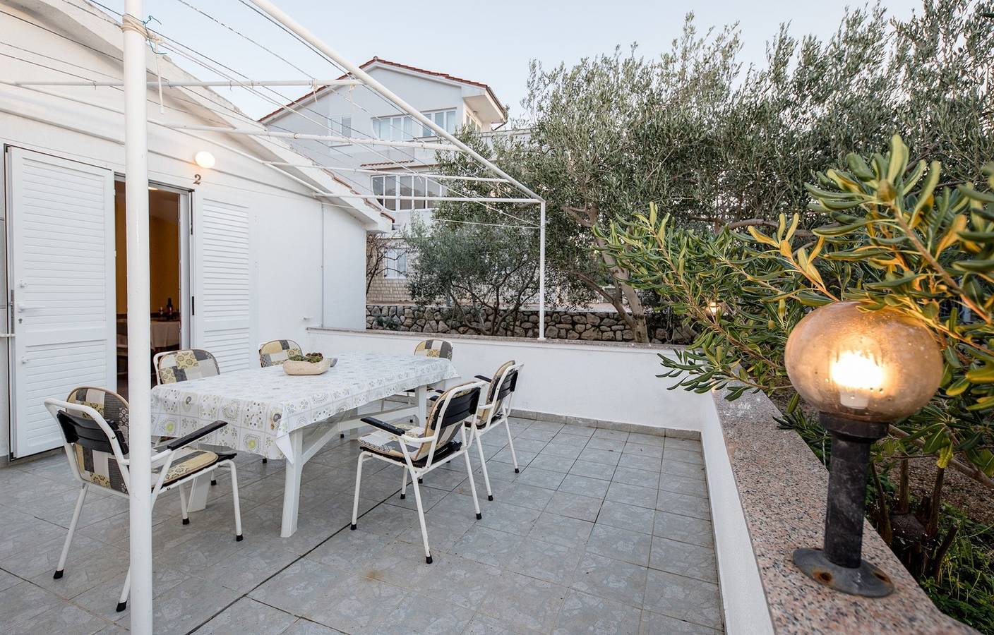 Ganze Wohnung, Two Bedrooms A2 in Barbat na Rabu, Rab