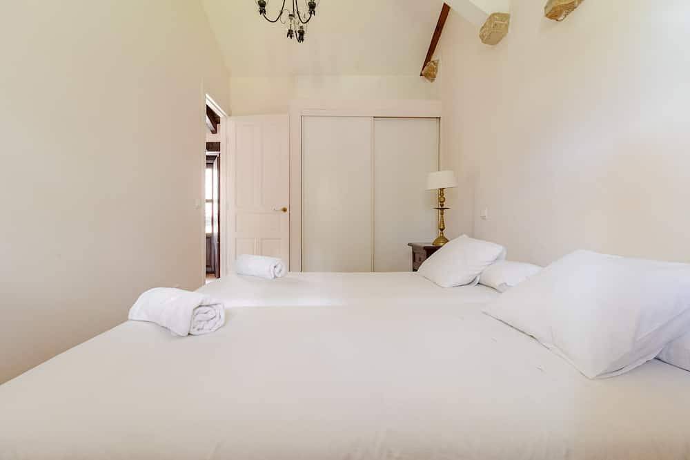 Casa de al Lado en Barcenaciones in Reocín, Costa de Cantabria