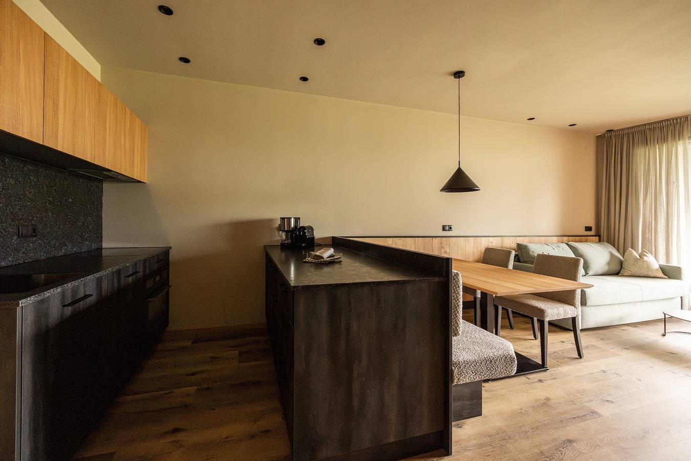 Ganze Wohnung, Apartment 'Oberhaslerhof Floralis' mit Bergblick, Wlan und Klimaanlage in Schenna, Sarntaler Alpen