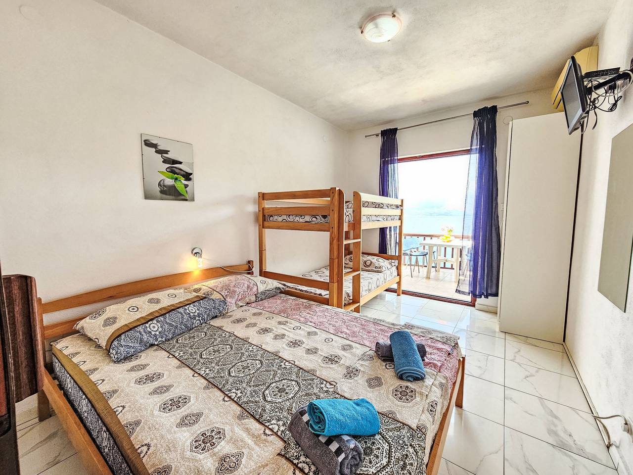 Entire apartment, Octopus in Hvar