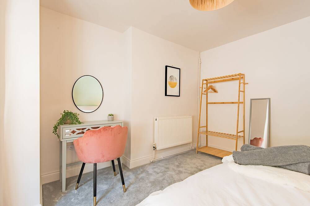 Entire apartment, The Courtyard, Folkestone in Folkestone, Kent