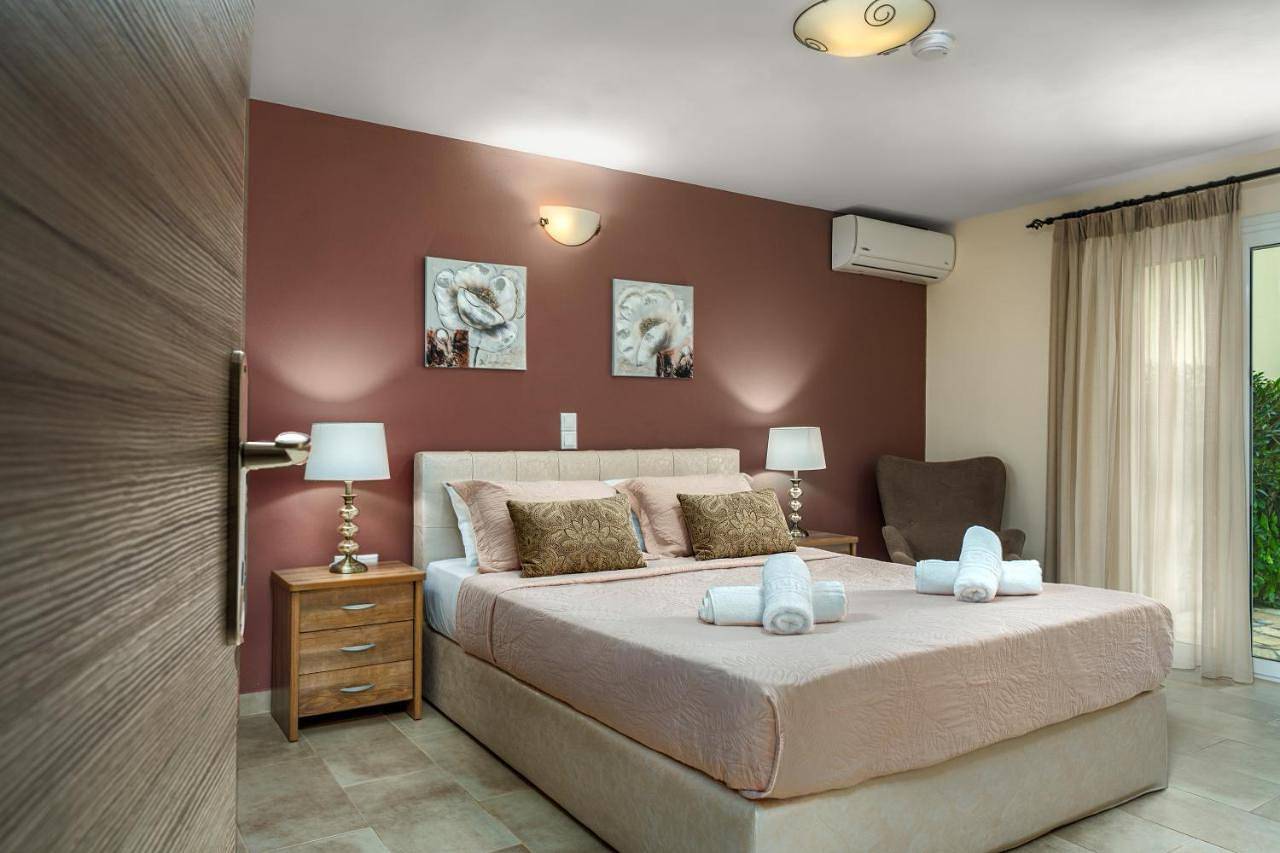 Entire apartment, Villa Dionysios in Keri, Laganas