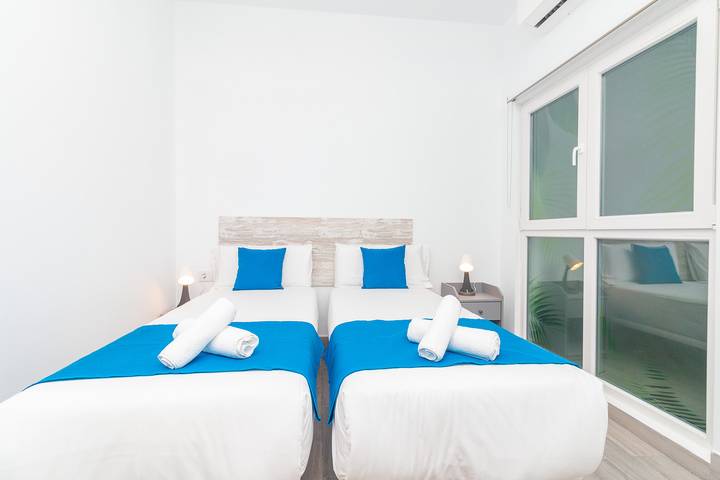 Cozy Pension in Valencia with A/C, WiFi & Close to City Center in l'Olivereta, Valencia