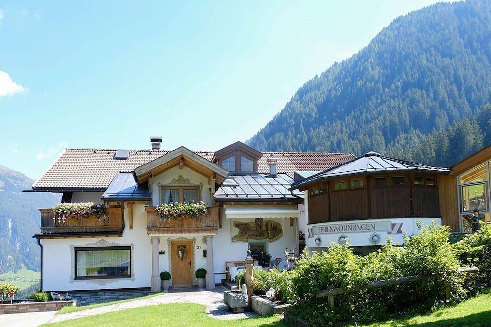 Appartement entier, Appartement Rosskogel / 1 chambre / douche, Wc - Bastls Hof in Alpes de Stubai, Gries im Sellrain