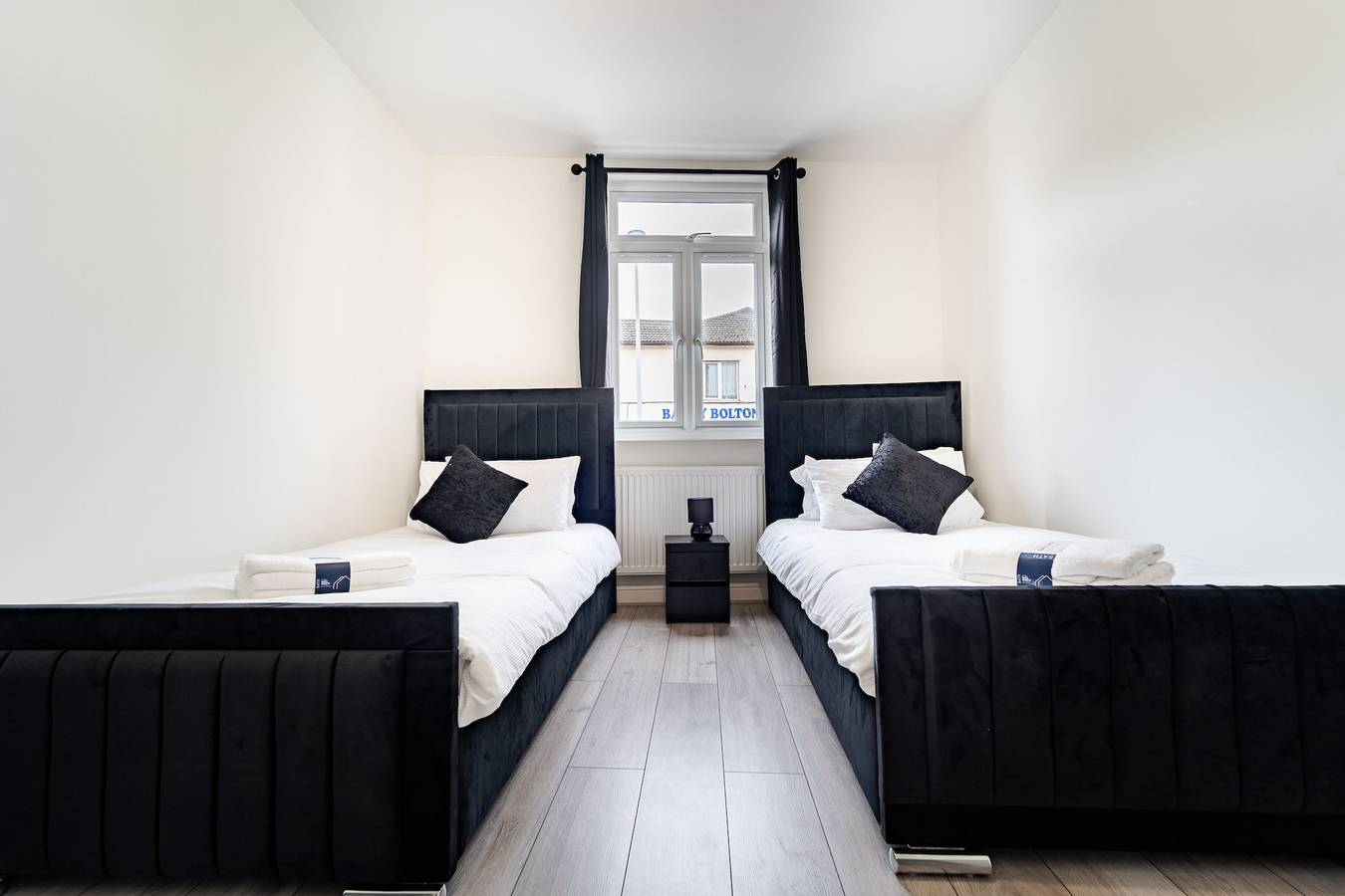 Lux 2Bdr Flat Near Ltn Airport/City Centre in Luton, Chiltern Hills