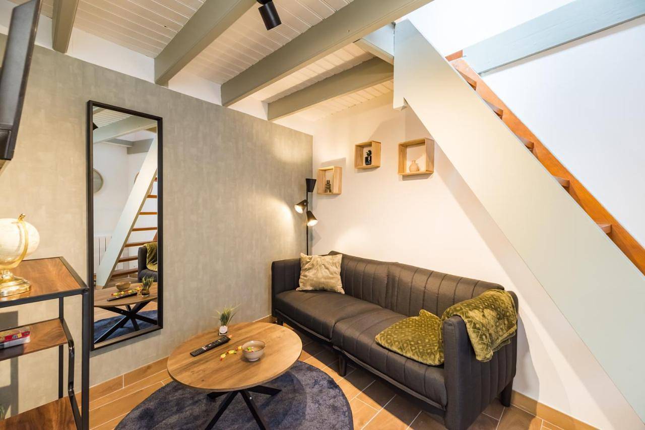 Appartement entier, New: L'Écrin Secret face à la Gare ! in Guingamp, Région de Guingamp