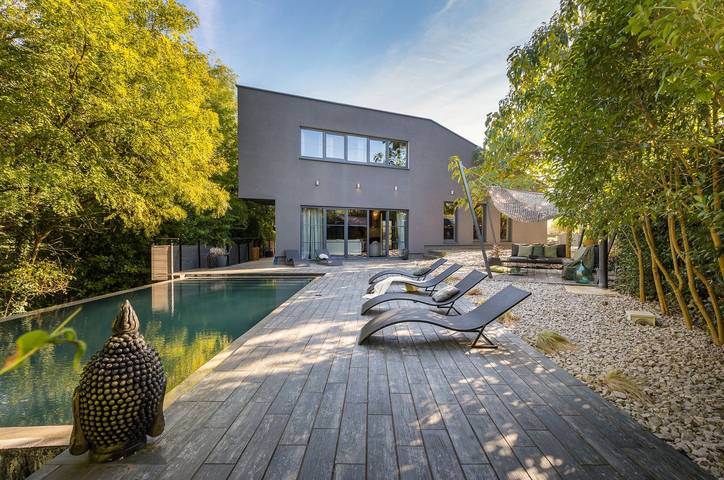 Ferienhaus für 8 Personen, mit Balkon/Terrasse und Garten sowie Pool und Sauna in Ferenci