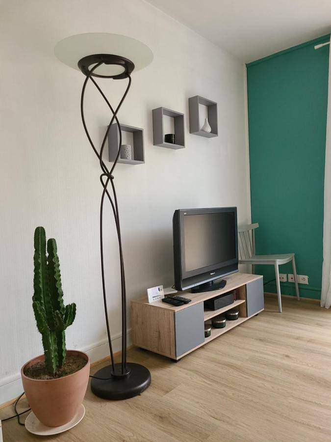 Location de vacances pour 6 personnes, avec jardin à Saint-Yrieix-sur-Charente