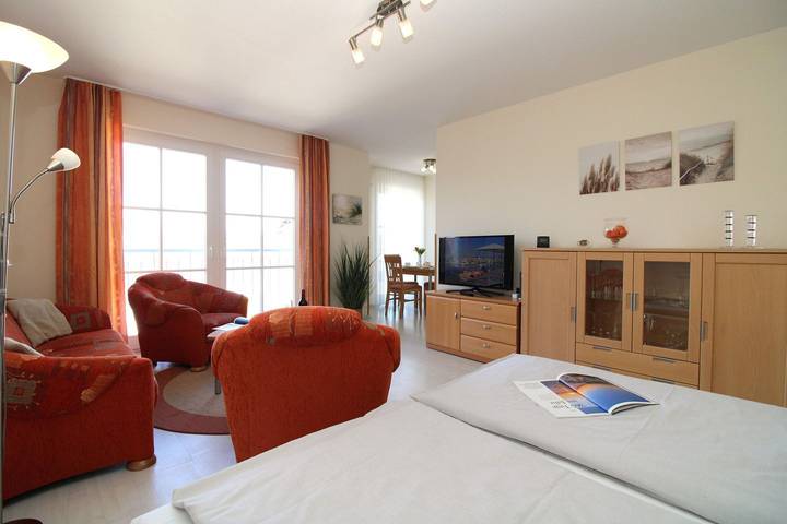 Ganze Wohnung, Haus Olymp Fewo 14: strandnahe 2-Zimmer-Fewo in Kühlungsborn Weststrand, Kühlungsborn