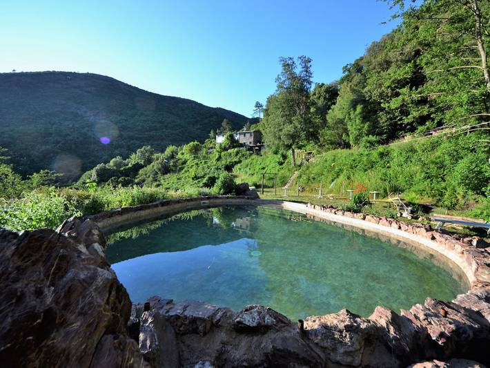 Agriturismo per 4 persone, con Giardino e Piscina a Framura