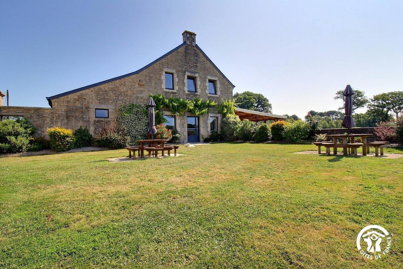 Iris in Theix, Côte des Mégalithes