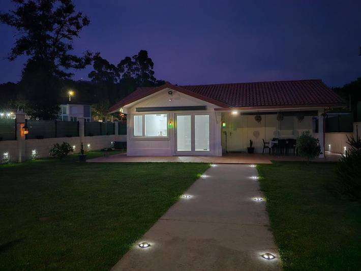 Casa de vacaciones para 5 personas, con jardín y jacuzzi - 1