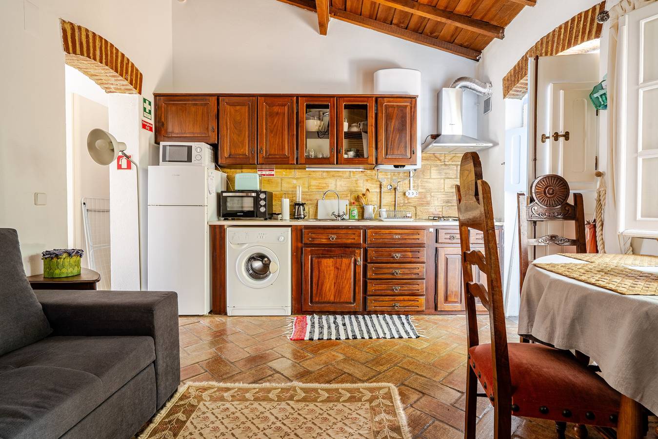 Vakantiehuis 'Casa Da Guia' met privétuin, Wi-Fi en airconditioning, foto 9