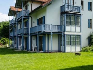 Ferienwohnung für 2 Personen, mit Ausblick und Garten sowie Terrasse, kinderfreundlich in Schöfweg