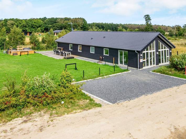 Ferienhaus für 14 Personen, mit Terrasse, kinderfreundlich