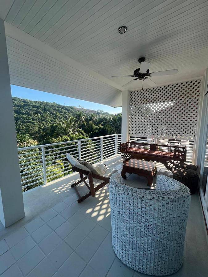 Villa mit pool für 6 Personen, mit Pool und Balkon auf Koh Samui