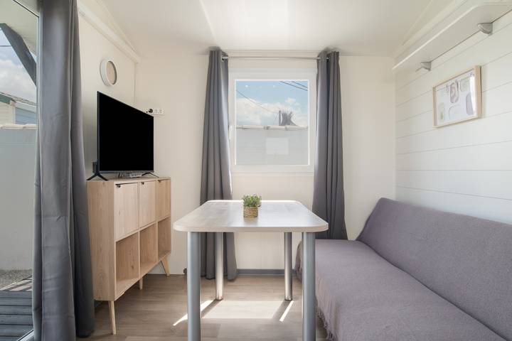 Casa vacanze 'Coral 2' con piscina privata, Wi-Fi e aria condizionata in Conil de la Frontera, Costa de la Luz
