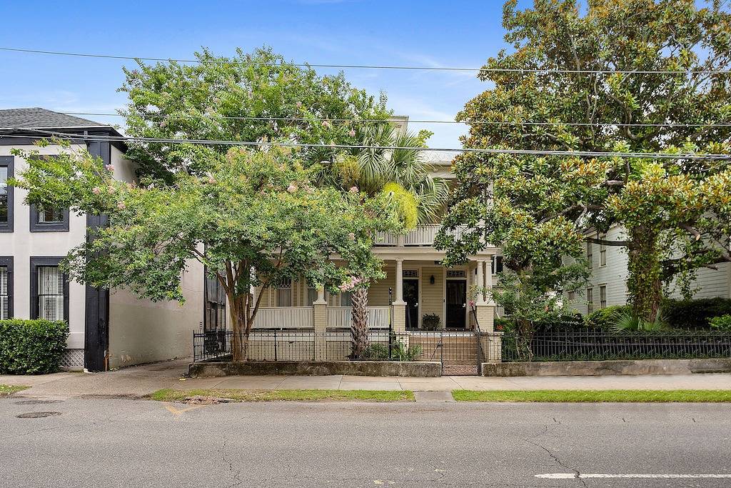 Ganze Wohnung, Downtown Luxury |Rutledge Avenue Inn (Suite C) in Charleston, Charleston County