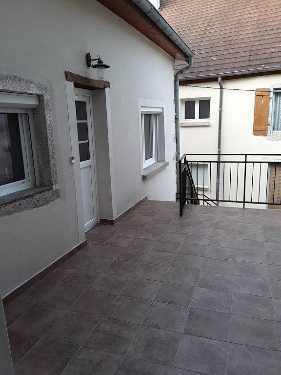Gîte pour 5 personnes, avec terrasse dans Moissey