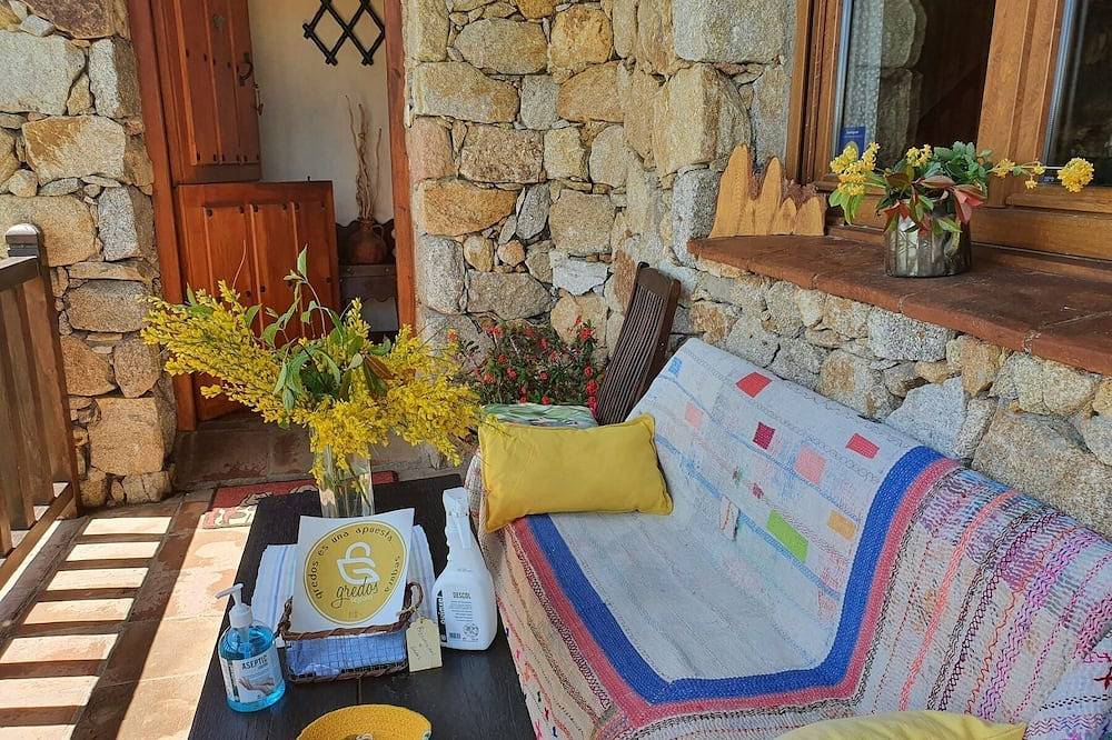 Una casa especial para disfrutar del cielo nocturno de Gredos, Reserva Starlight in Navarredonda de Gredos, Provincia de Ávila