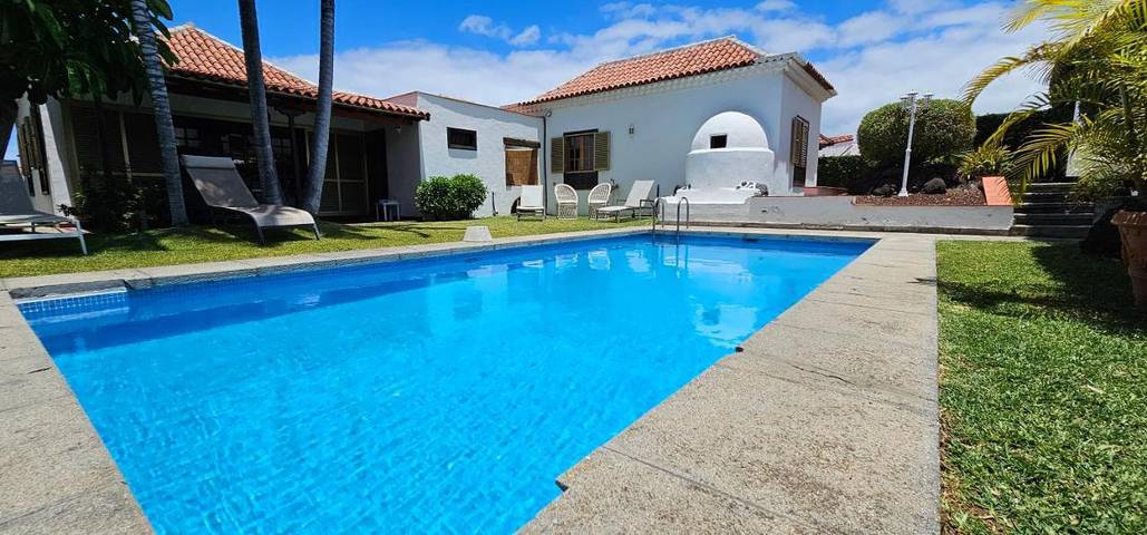 Casa rural para 9 personas, con piscina además de jardín y vistas en Puerto de la Cruz - 4