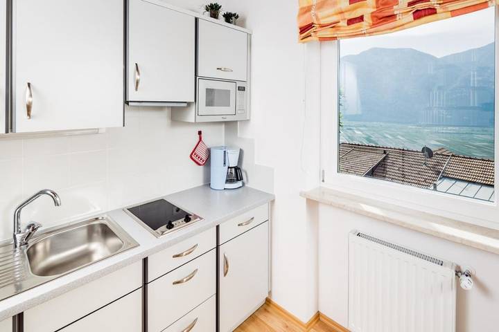 Ferienwohnung für 4 Personen, mit Balkon und Terrasse sowie Garten und Sauna
