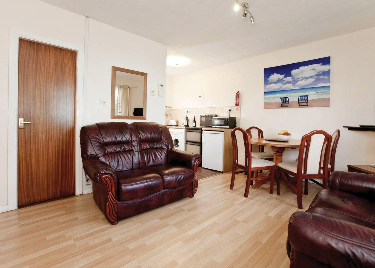 Mon in Trearddur Bay, Insel Anglesey