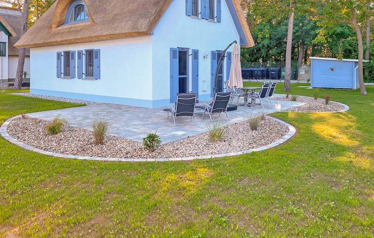 Ferienhaus für 4 Personen, mit Terrasse und Garten sowie Sauna in Zirchow
