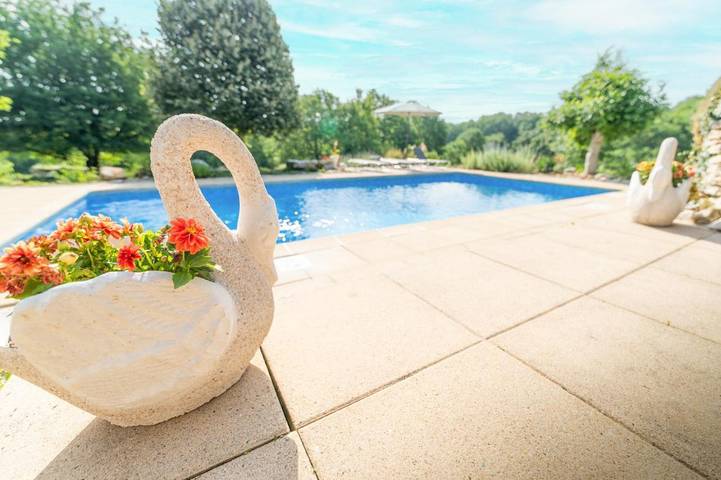 Maison de vacances pour 10 personnes, avec vue ainsi que jardin et piscine - 1
