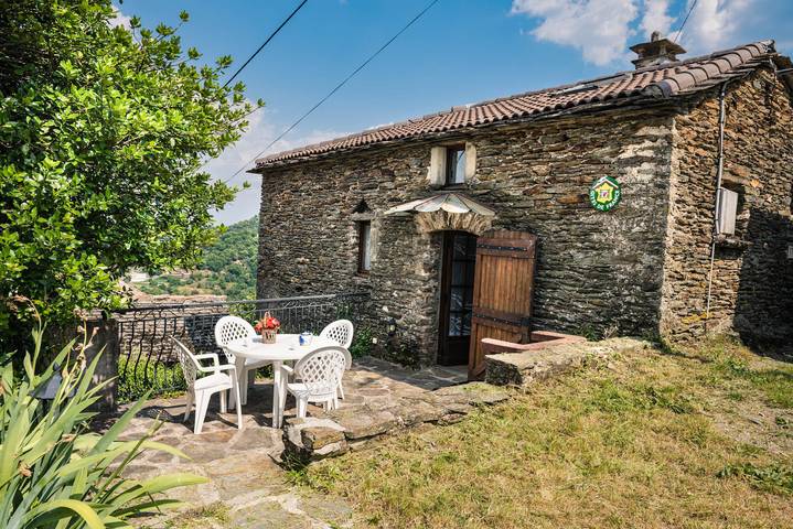 Gîte pour 4 personnes, avec Terrasse et Vue