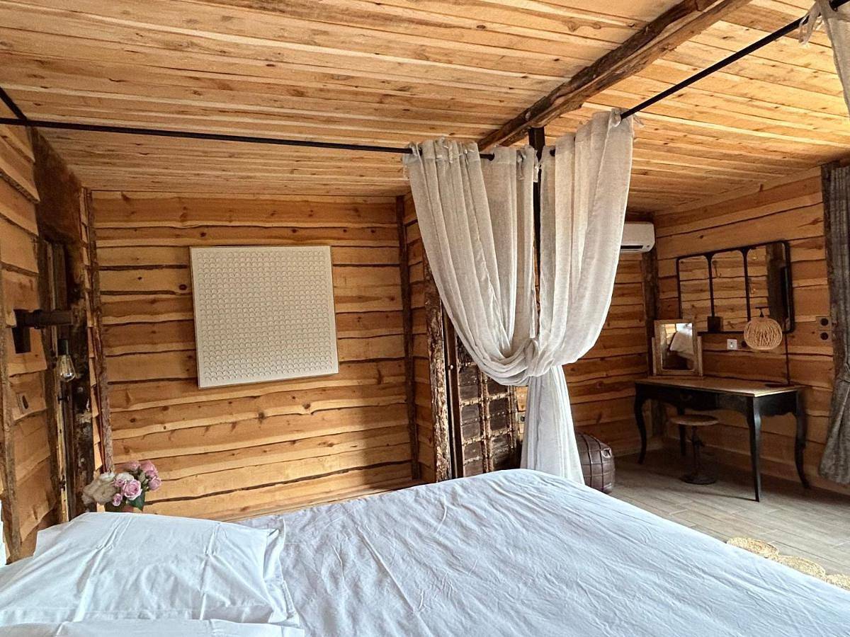 Standard Double Room in Riez, Alpes-de-Haute-Provence