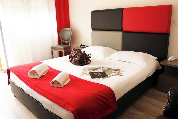 Hôtel pour 2 personnes, avec piscine - 1