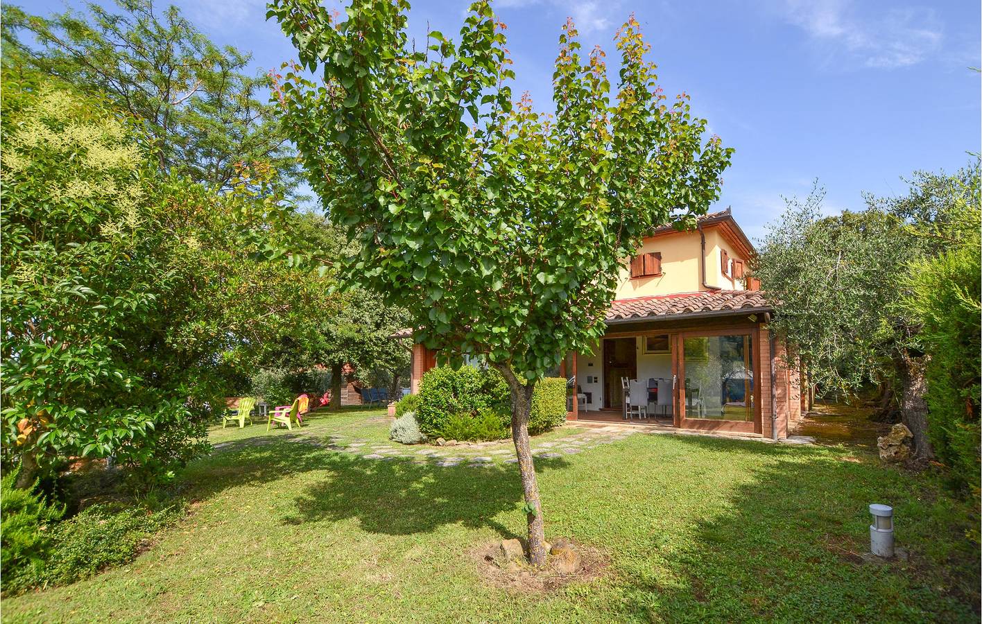 Appartamento moderno con parcheggio, piscina e giardino in Scanizza, Provincia di Arezzo