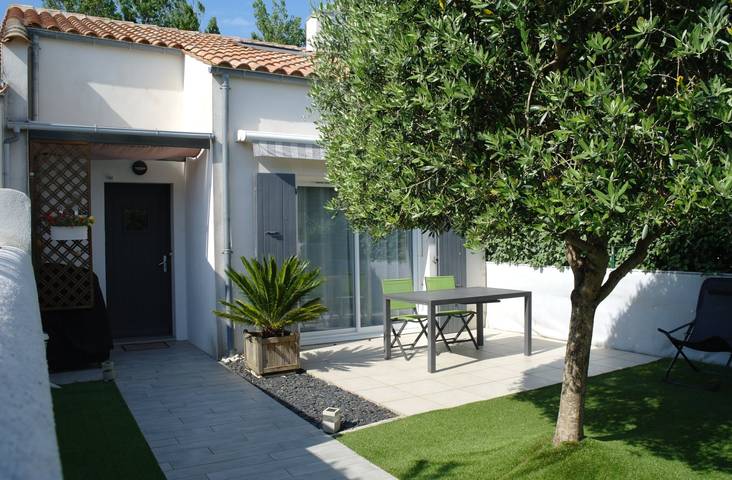 Gîte pour 6 personnes, avec jardin et terrasse